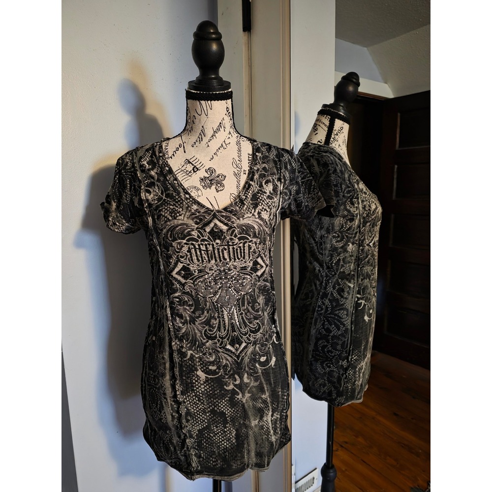 Affliction Live Fast Womens Gray Black V-Neck Shredded Back T-Shirt Size M